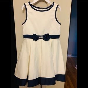 Very pretty dress